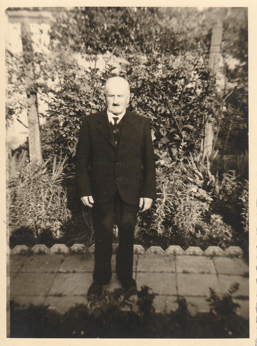 Julien Robert (1888-1975)