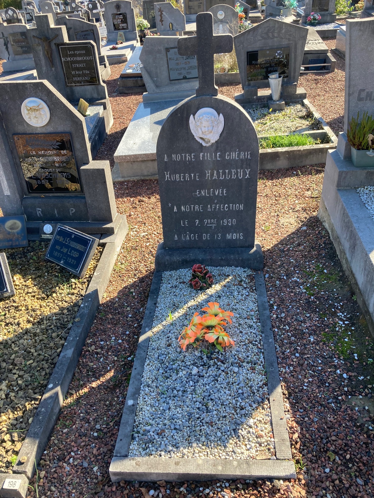 Huberte Halleux (tombe, cimetière de La Minerie, Thimister, 1930)